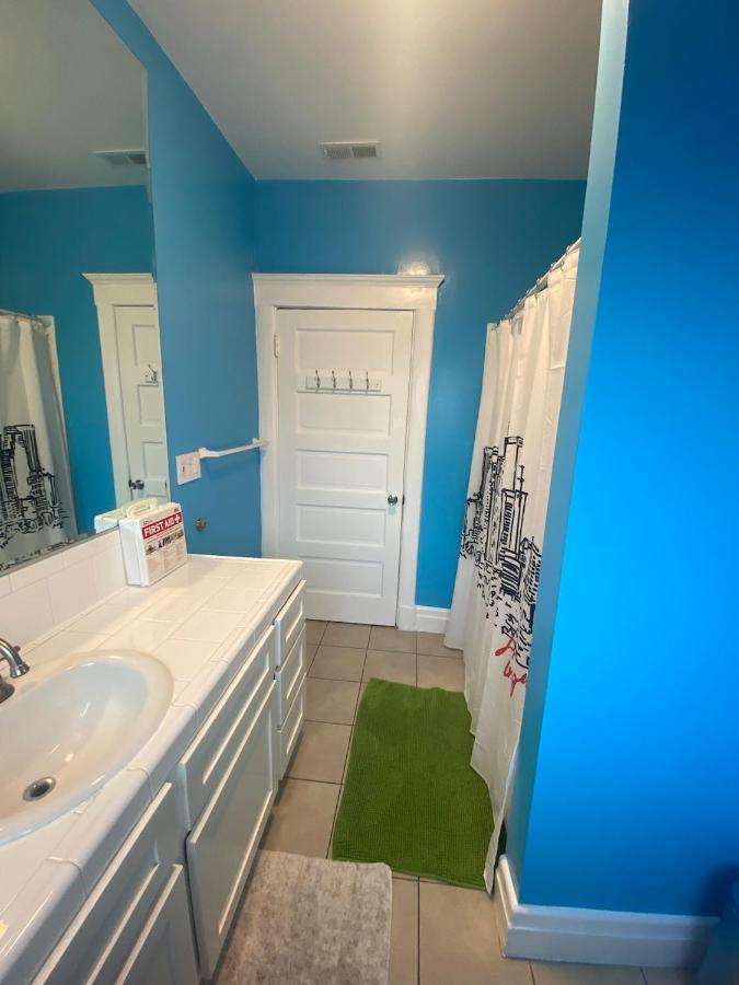 Private Large La Bedroom W Private Half-Bathroom - Ac - Wifi - Private Fridge Near Usc - Exposition Park - Usc Memorial Coliseum - Banc Of California Stadium - Downtown Los Angeles Dtla - University Of Southern California Usc! Экстерьер фото