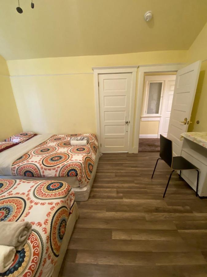 Private Large La Bedroom W Private Half-Bathroom - Ac - Wifi - Private Fridge Near Usc - Exposition Park - Usc Memorial Coliseum - Banc Of California Stadium - Downtown Los Angeles Dtla - University Of Southern California Usc! Экстерьер фото